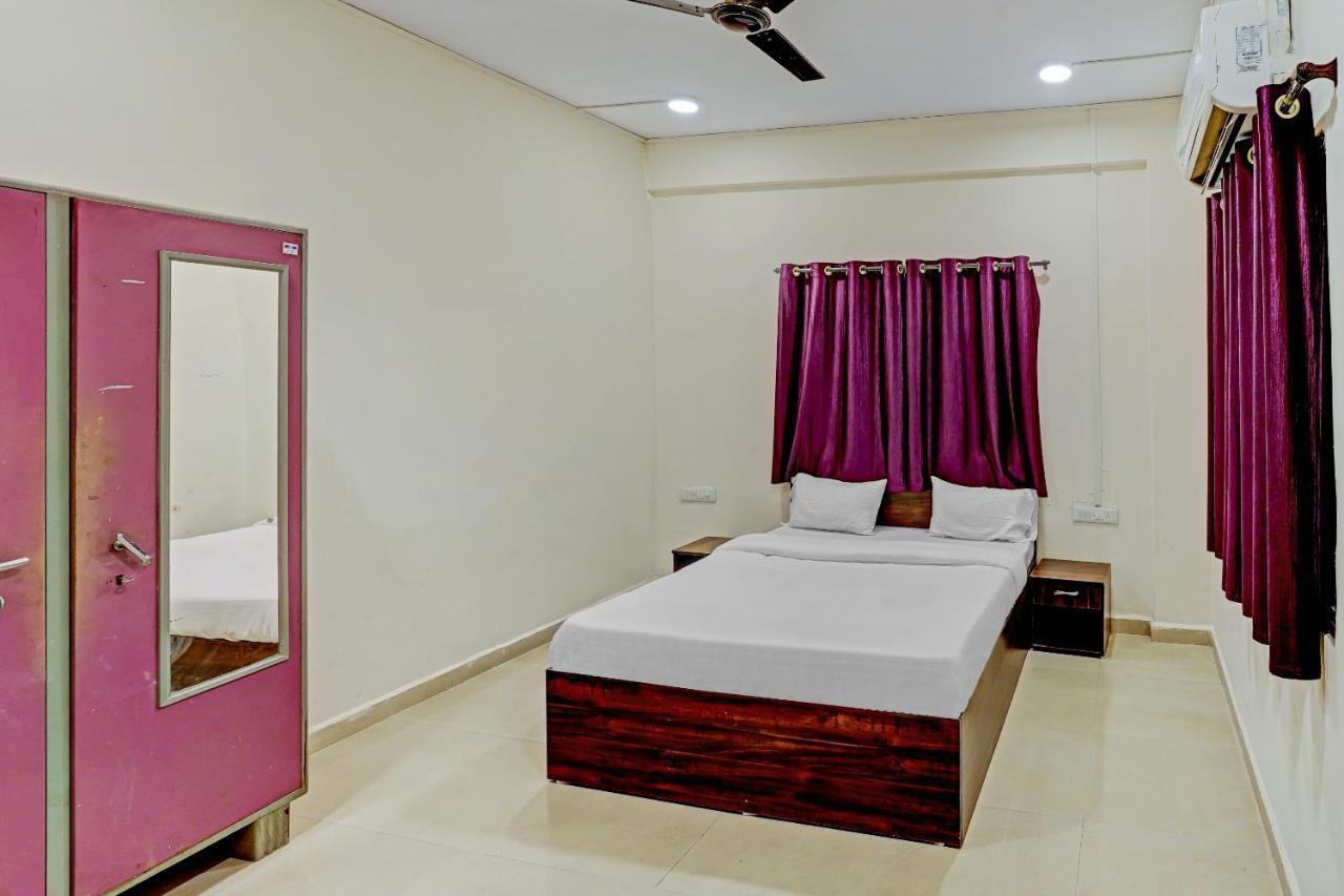 Amba Executive An Apartment Hotel Mundhwa Exterior foto