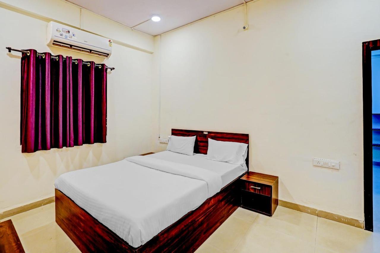 Amba Executive An Apartment Hotel Mundhwa Exterior foto