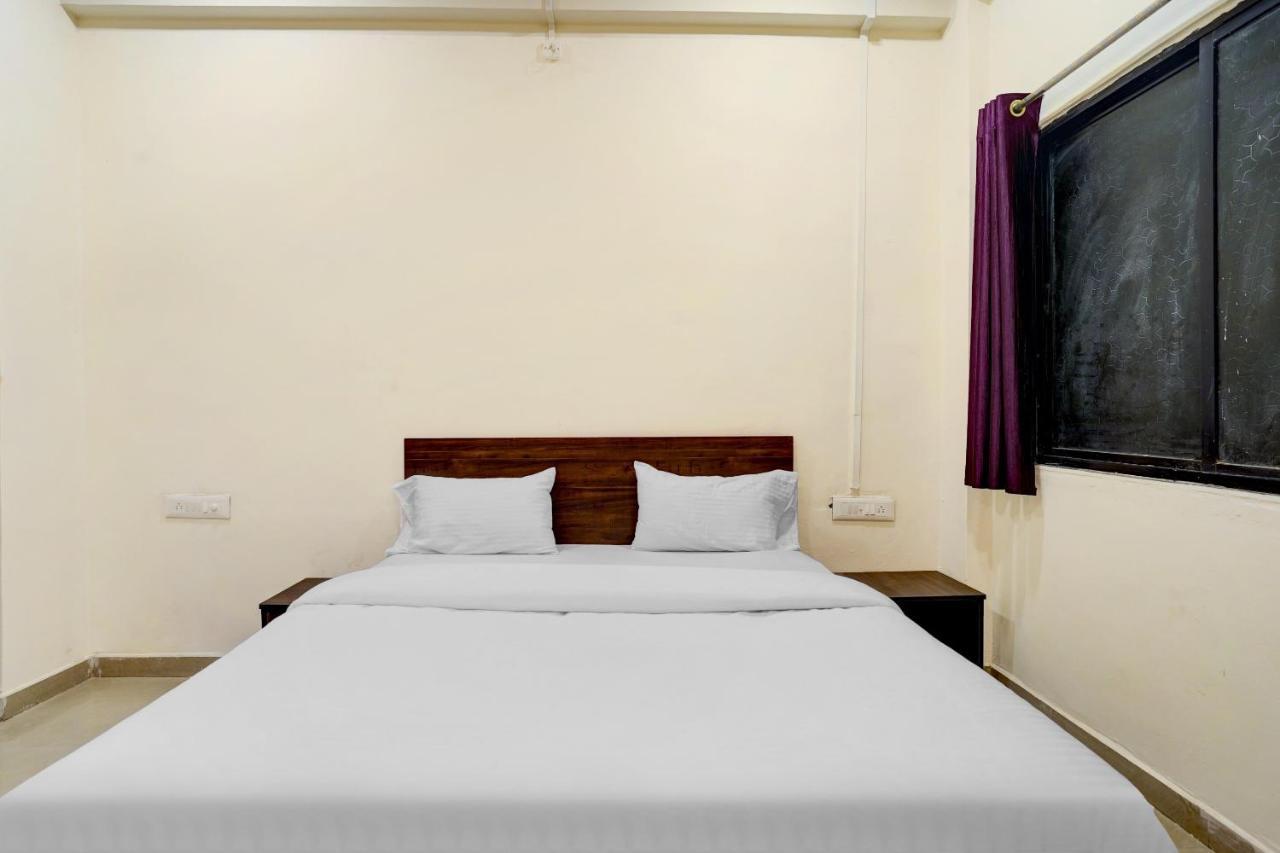 Amba Executive An Apartment Hotel Mundhwa Exterior foto