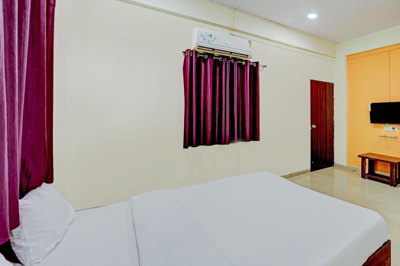 Amba Executive An Apartment Hotel Mundhwa Exterior foto